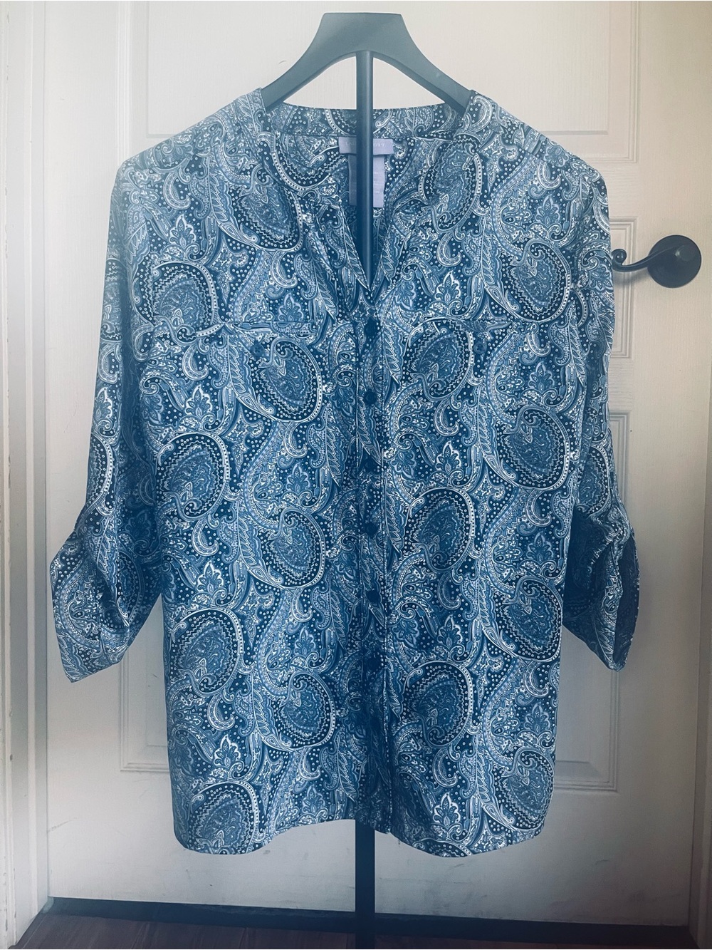 Laura Scott - Blue Paisley Button-Front Shirt -LP